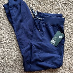 NWT Med couture joggers